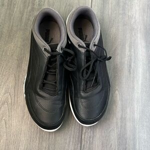Pre-owned Puma BMW shoes in good shape.